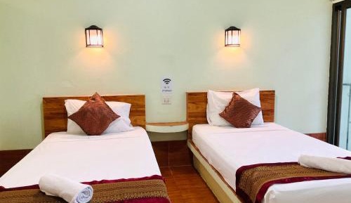 Twin Room with View