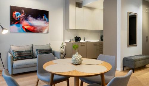 One-Bedroom Apartment