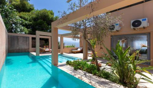 One-Bedroom Villa with Sea View