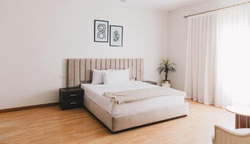 Four-Bedroom Standard Apartment