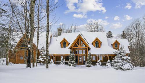 Seven-Bedroom House