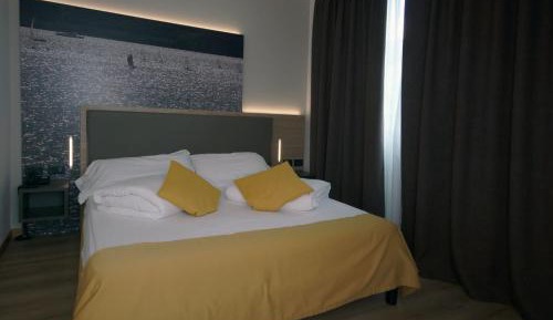 Family Room Suite