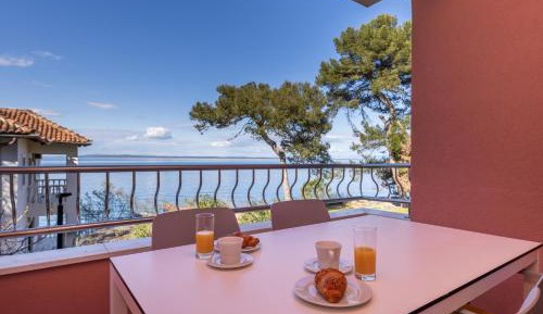 Apartment with Sea View
