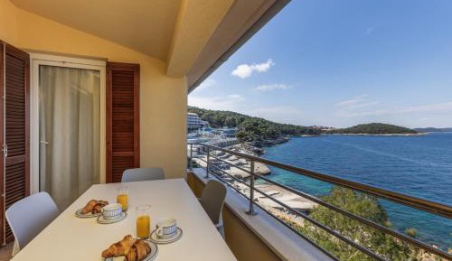 Apartment with Sea View
