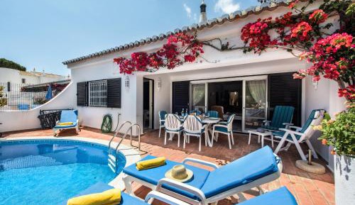 Villa with Garden View