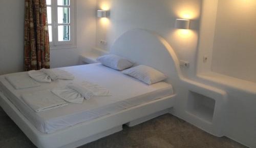Studio with Pool View (2 Adults)