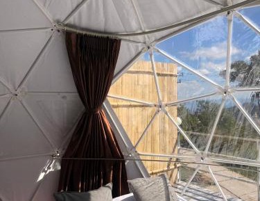 Deluxe Tent (No View)