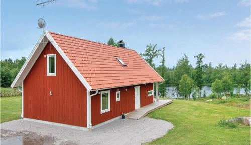 Three-Bedroom Holiday Home 