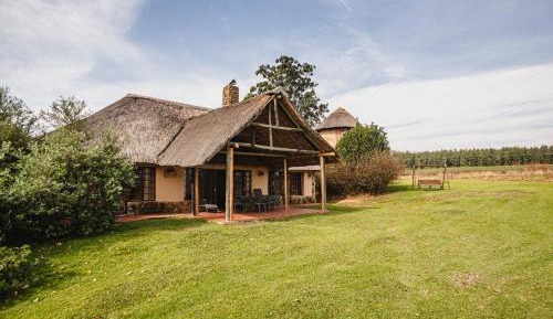 Two-Bedroom Chalet with Mountain View