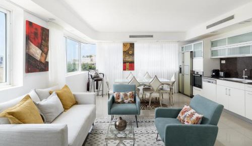 Penthouse Apartment