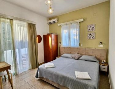 Studio with Balcony