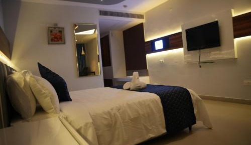 Standard King Room