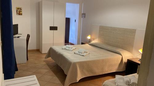 Triple Room with Private Bathroom