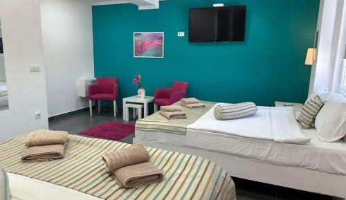 Deluxe Quadruple Room