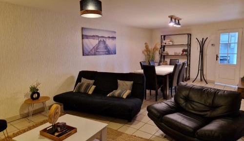 Holiday Home (5 Adults)