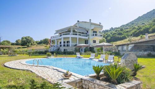 Villa with Sea View