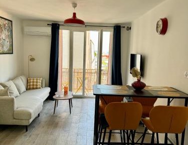 Room #1184327501