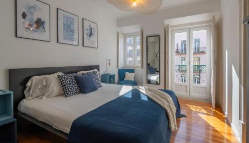 Apartment with Standing Balcony - Third Floor