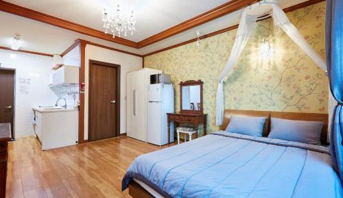 Double Room 3