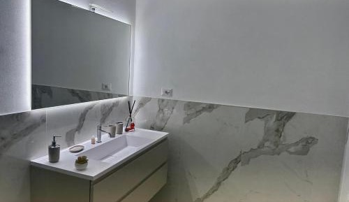 Room #1181159402