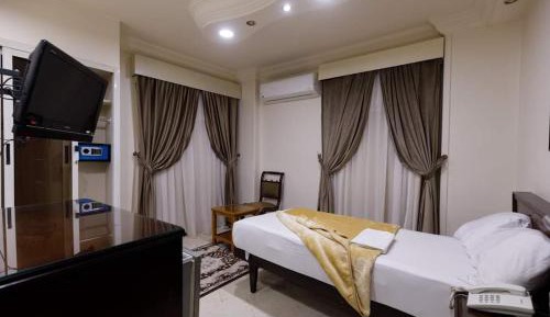 Single Room