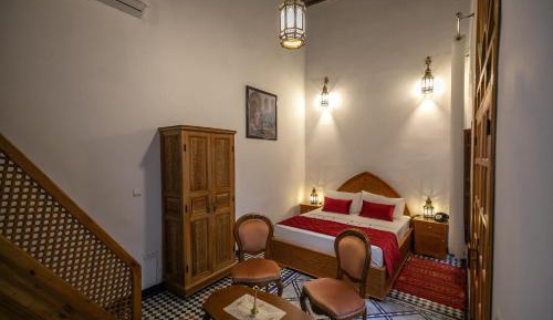 Deluxe King Suite