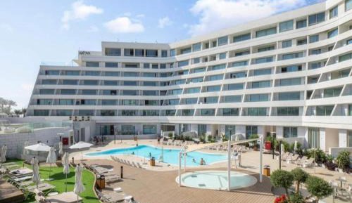 Suite with Pool View