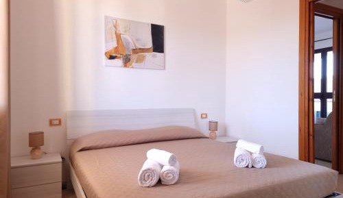 Room #1184587201