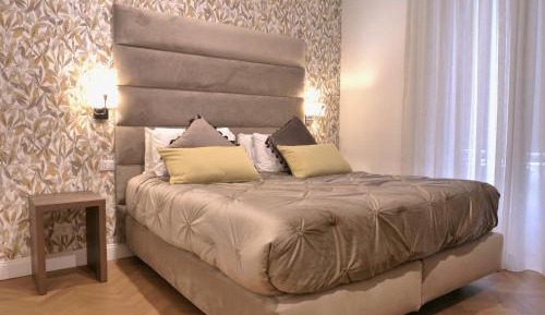 Double or Twin Room with Private Bathroom