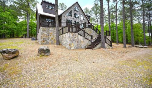 Five-Bedroom Holiday Home