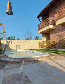 Apartment with Pool View 
