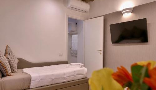 Double or Twin Room with Private External Bathroom
