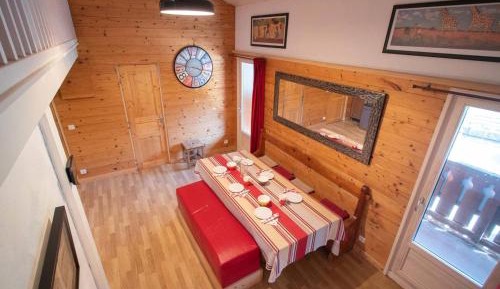 Apartment (11 adults)