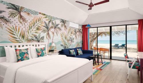 Lagoon Beach Villa