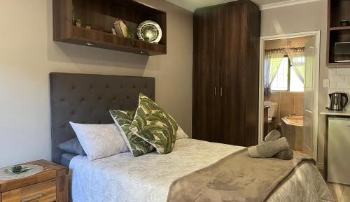Deluxe Double Room with Bath