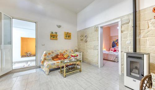 Superior One-Bedroom Apartment