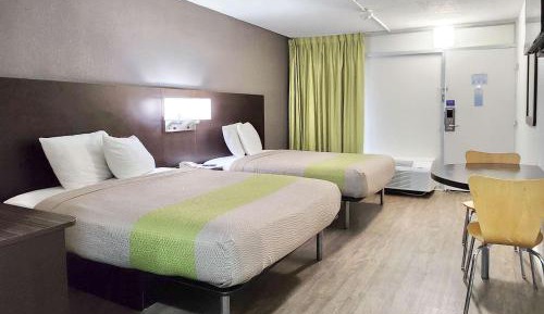 Quadruple Room - Non-Smoking