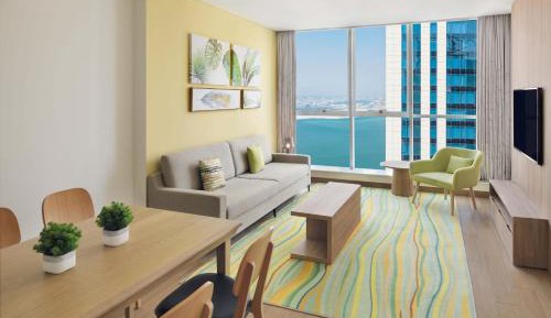One Bedroom Apartment, 1 King, Partial Sea View, High Floor