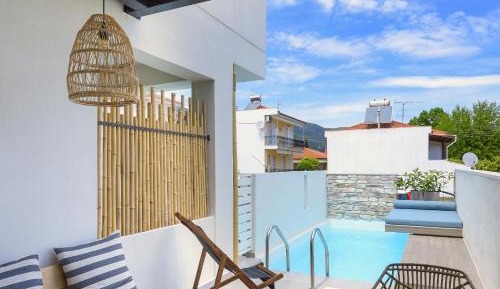 Junior Suite with Private Pool