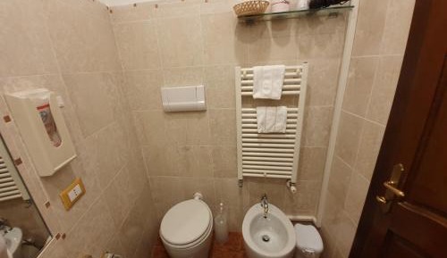 Queen Double Room 