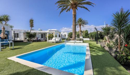 One-Bedroom Villa