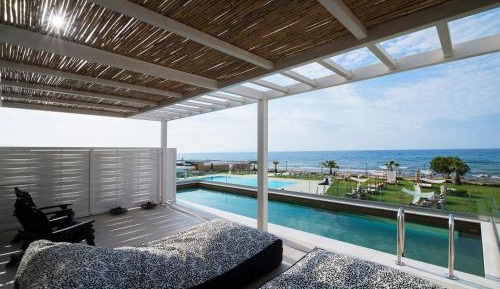 Suite with Sea View - Sharing Pool