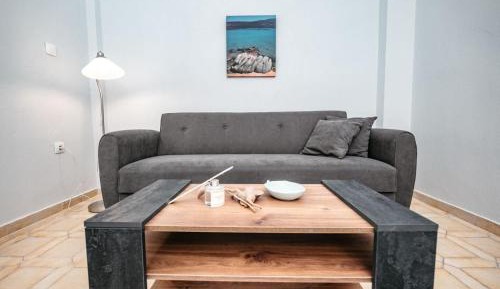 Superior One-Bedroom Apartment with Balcony