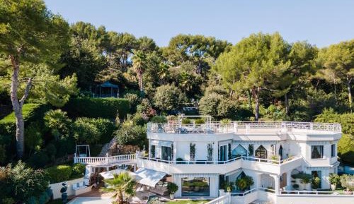 Villa with Sea View