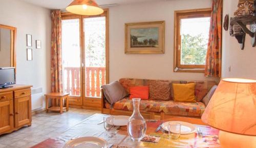 Apartment (4 Adults)