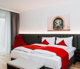Deluxe Double or Twin Room with Balcony