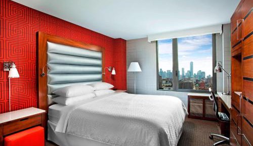 Guest room, 1 King, High floor