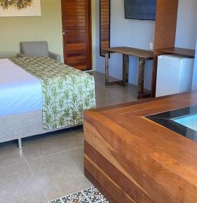 Deluxe Suite with Spa Bath