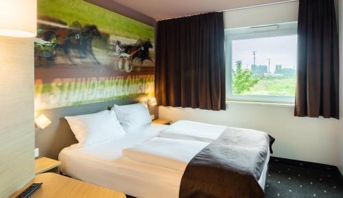 Double Room - Non-Smoking 
