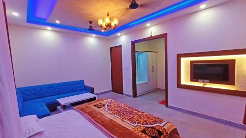 Deluxe King Suite